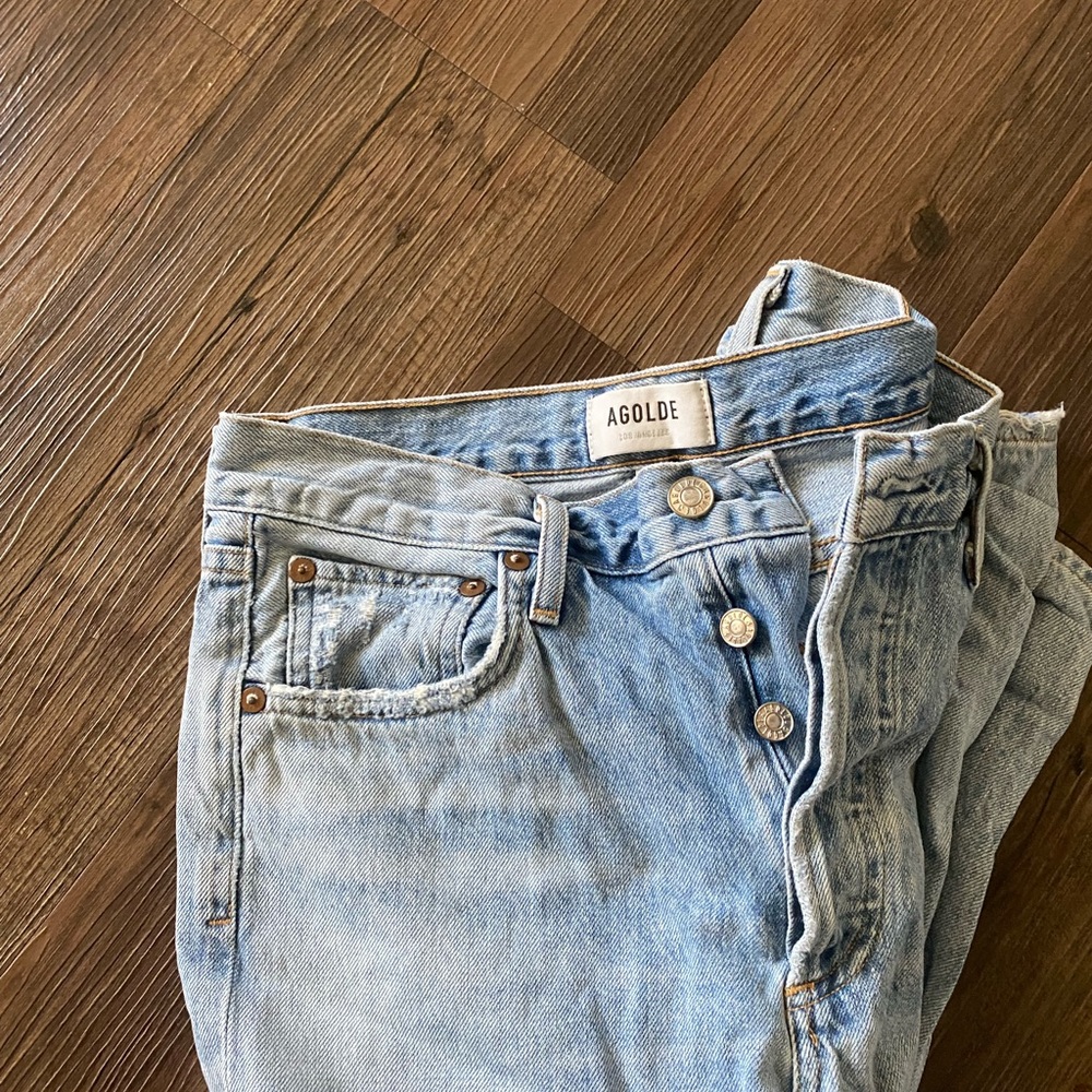 AGOLDE jeans. Size 28. Super cute & slim fitting around the ankles.